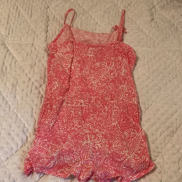Lily Pulitzer pink romper, girls XL/12-14. Lightly worn, perfect for summer! - Picture 2 of 4